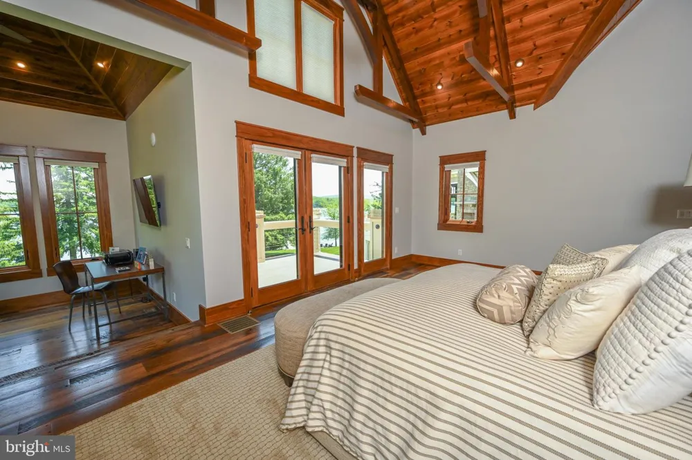 47 HOLY CROSS Oakland, MD 21550
