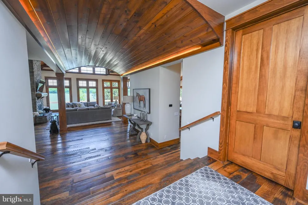 47 HOLY CROSS Oakland, MD 21550