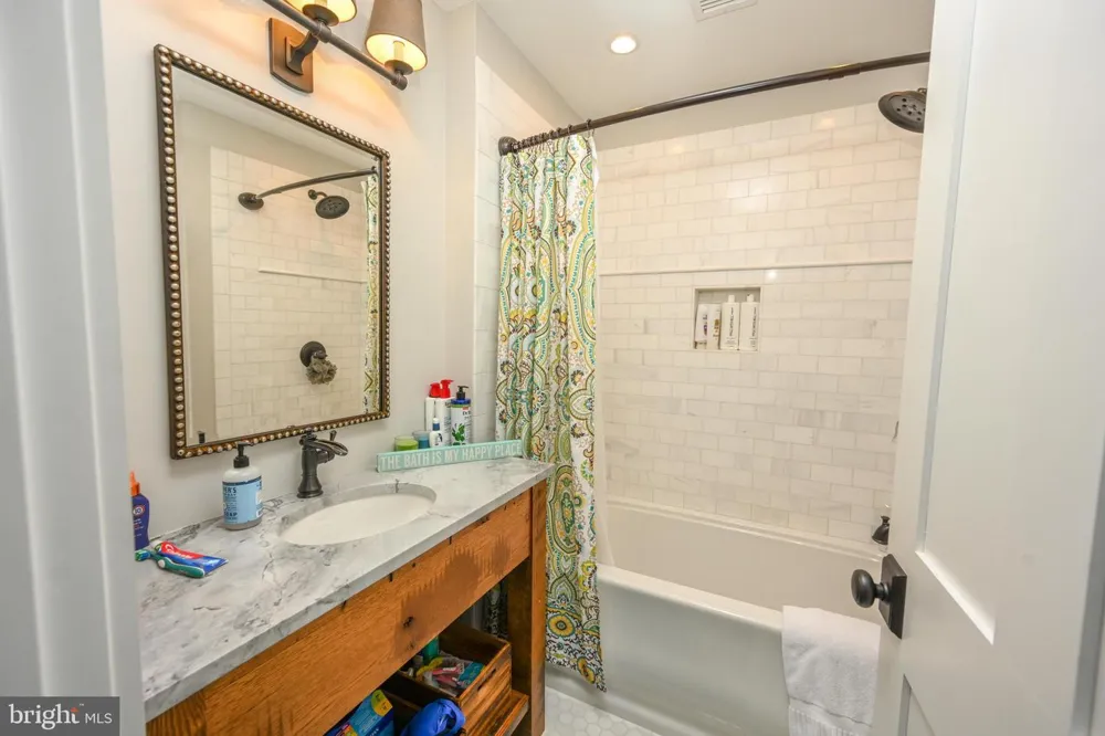 47 HOLY CROSS Oakland, MD 21550