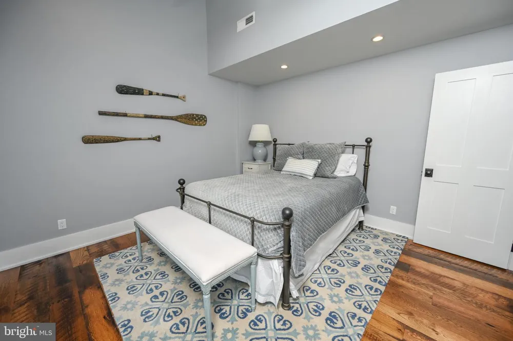 47 HOLY CROSS Oakland, MD 21550