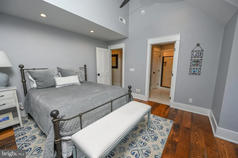 47 HOLY CROSS Oakland, MD 21550