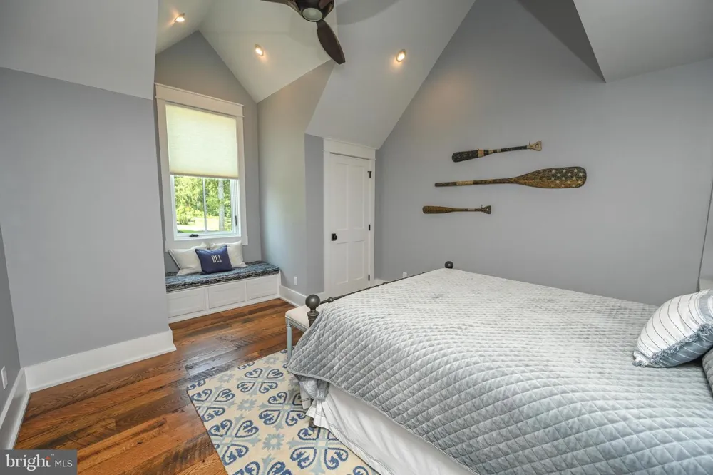 47 HOLY CROSS Oakland, MD 21550