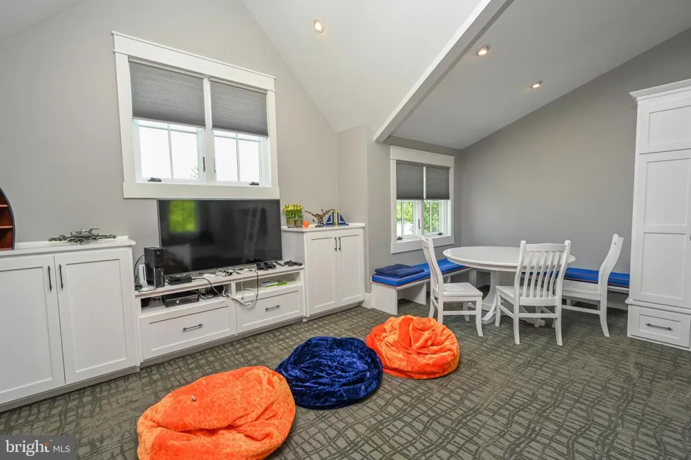 47 HOLY CROSS Oakland, MD 21550