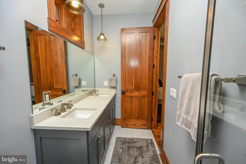 47 HOLY CROSS Oakland, MD 21550