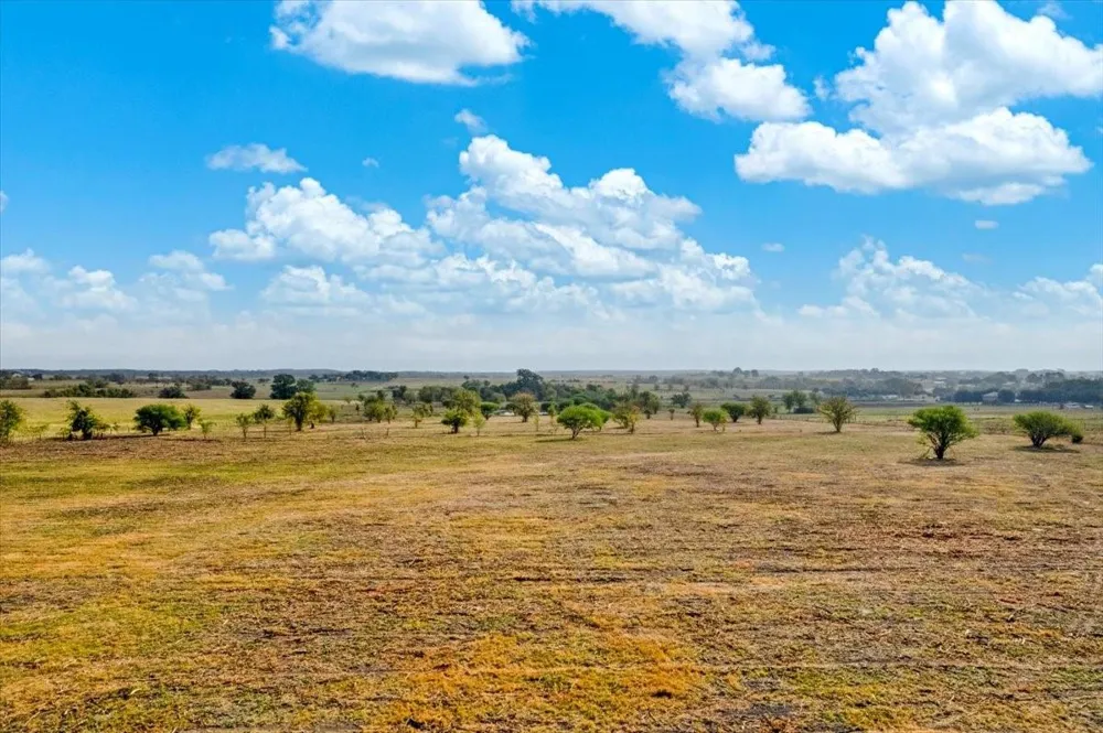 13400 Cr 315 Navasota, TX 77868
