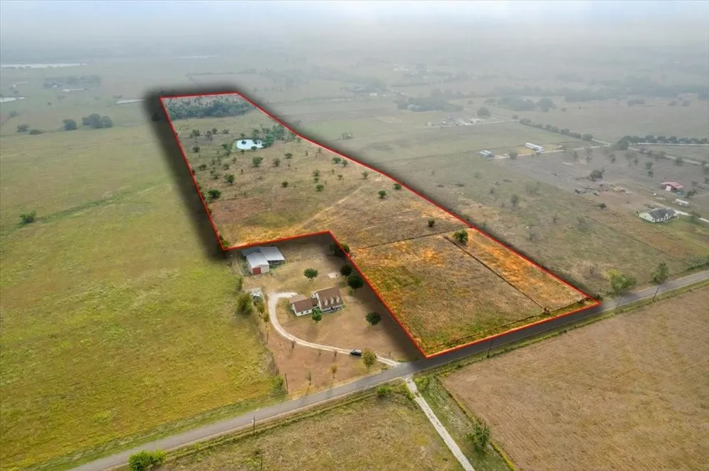 13400 Cr 315 Navasota, TX 77868