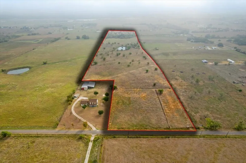 13400 Cr 315 Navasota, TX 77868