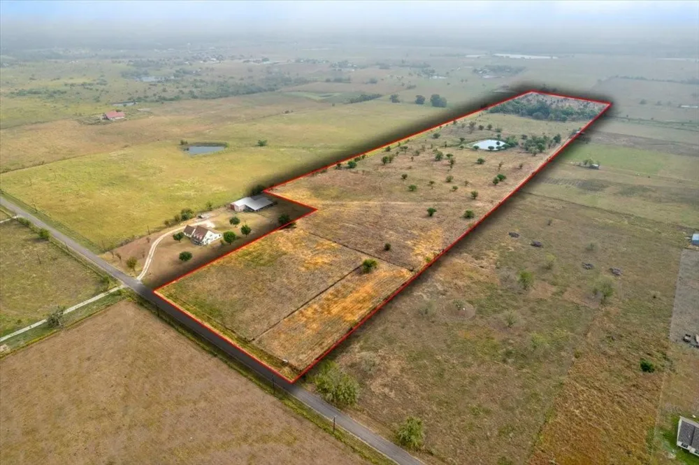 13400 Cr 315 Navasota, TX 77868