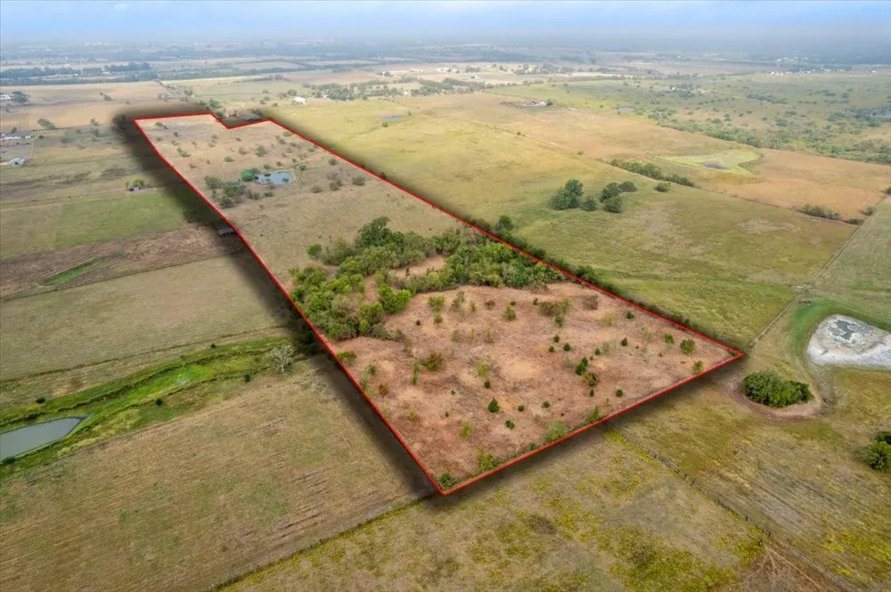 13400 Cr 315 Navasota, TX 77868