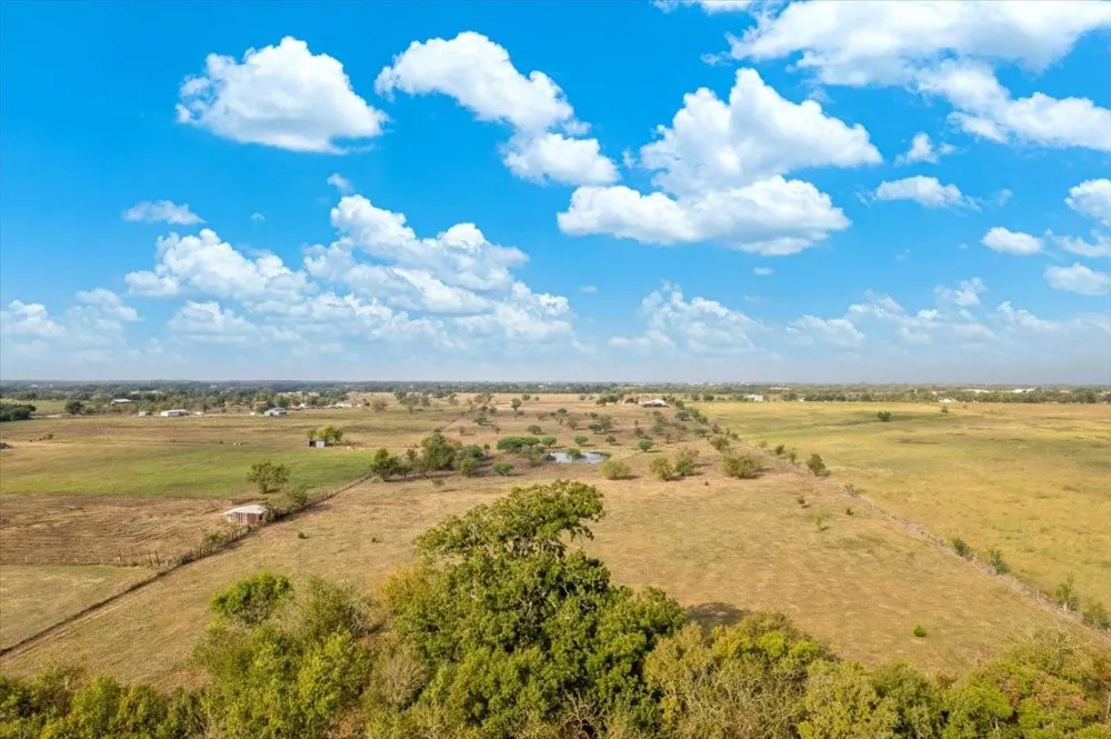 13400 Cr 315 Navasota, TX 77868