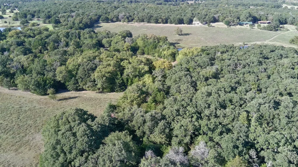9190 E Fm 922 Valley View, TX 76272
