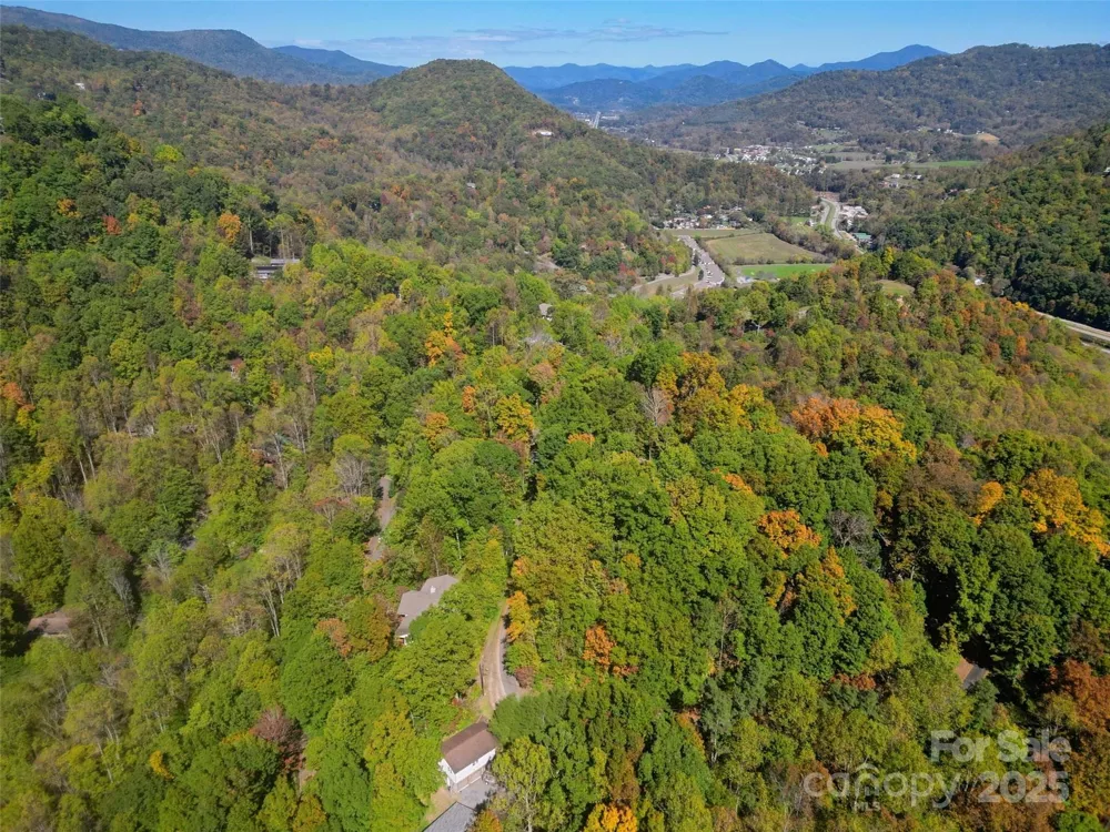 534 Cicada Drive Maggie Valley, NC 28751