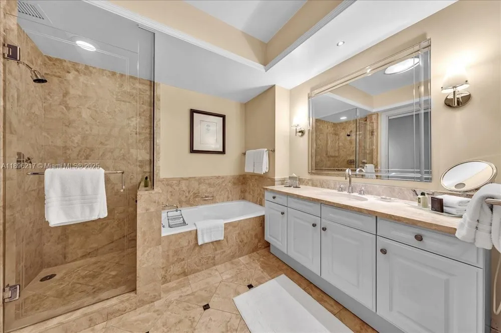 1435 Brickell Ave #3603 Miami, FL 33131