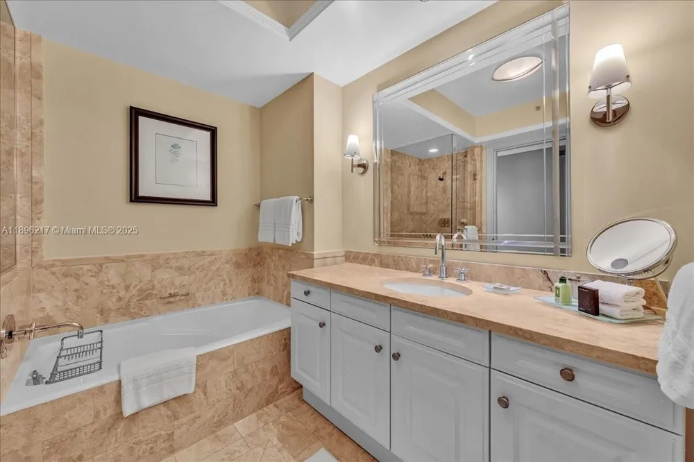 1435 Brickell Ave #3603 Miami, FL 33131