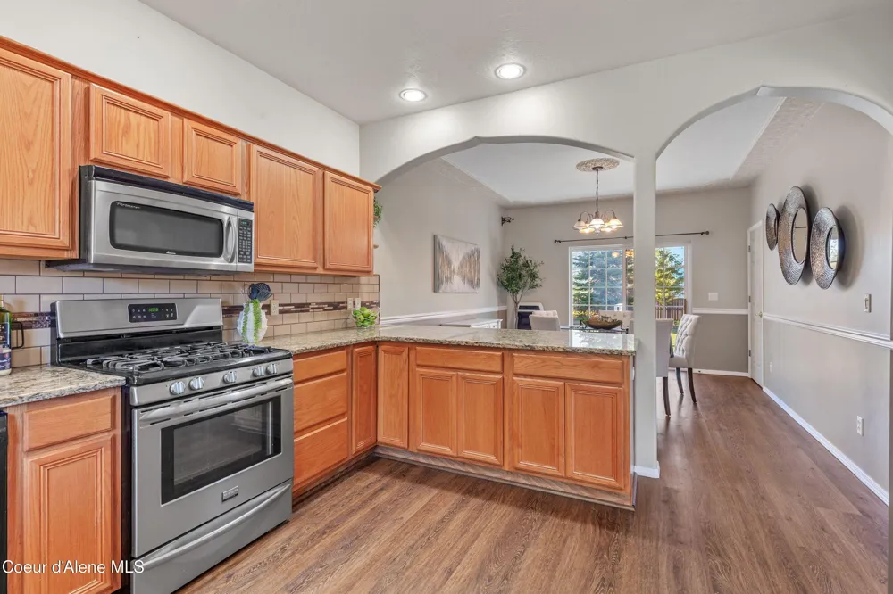 9088 ORANGE BLOSSOM COURT Hayden, ID 83835