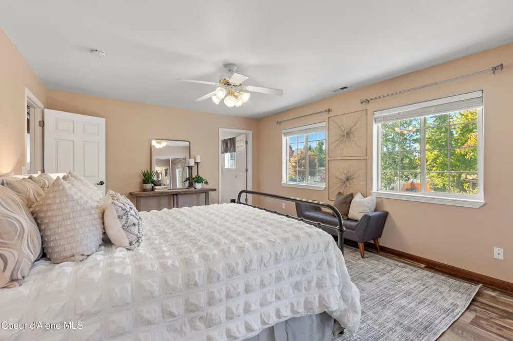 9088 ORANGE BLOSSOM COURT Hayden, ID 83835