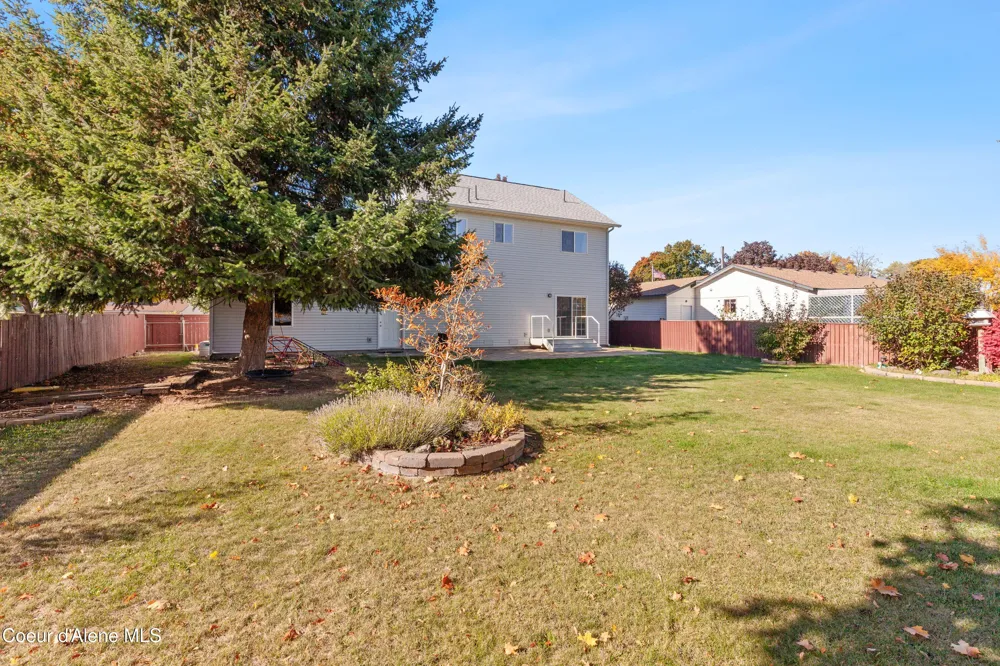 9088 ORANGE BLOSSOM COURT Hayden, ID 83835