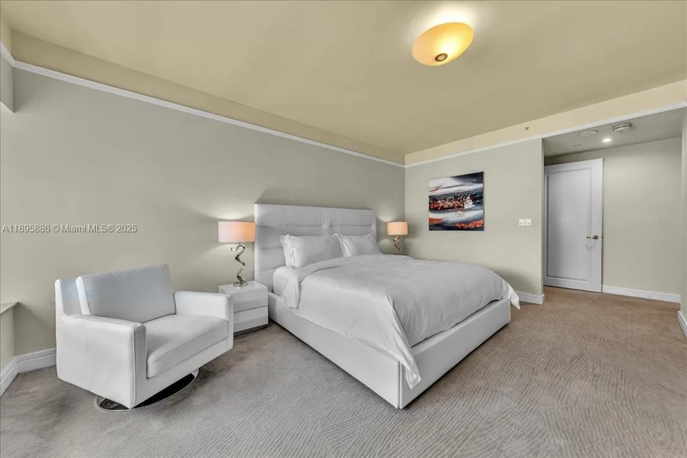 1435 Brickell Ave #3112 Miami, FL 33131