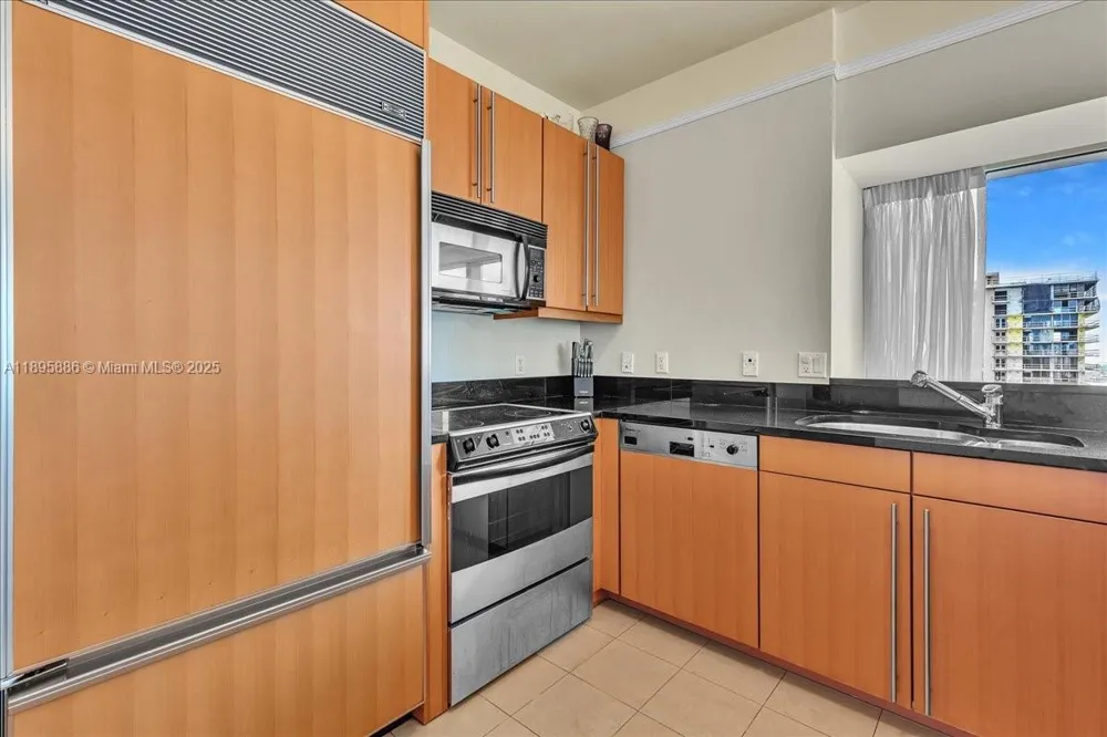 1435 Brickell Ave #3112 Miami, FL 33131