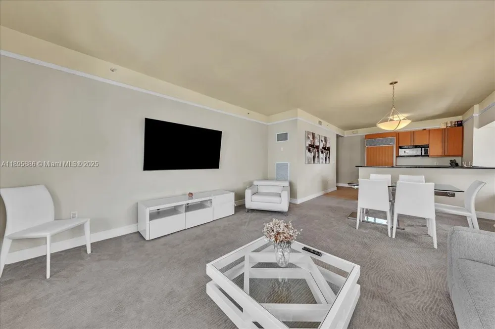 1435 Brickell Ave #3112 Miami, FL 33131