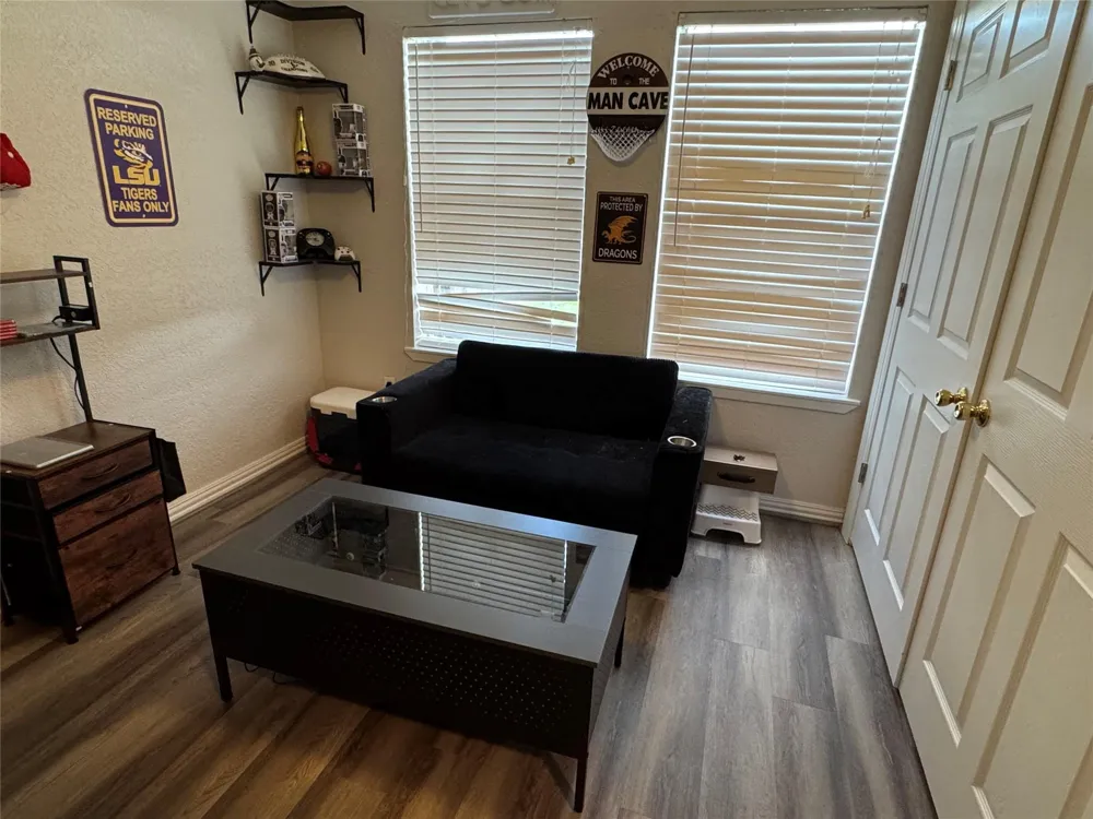 418 Garland Drive #118 Clute, TX 77566