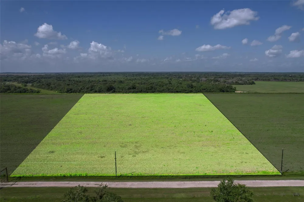 5272 Cr 160 Alvin, TX 77511