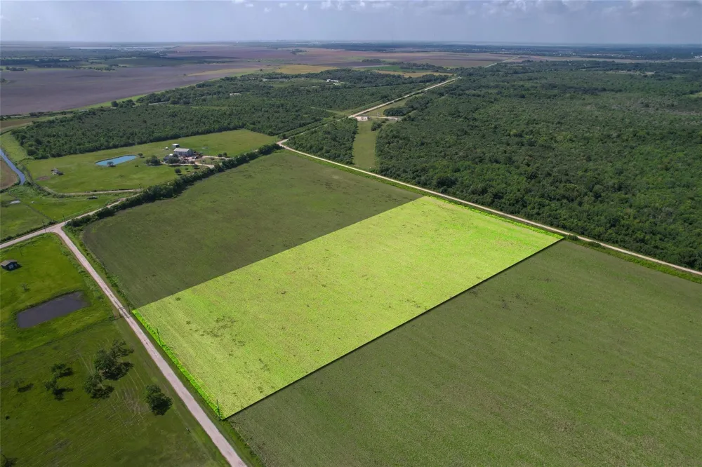 5272 Cr 160 Alvin, TX 77511