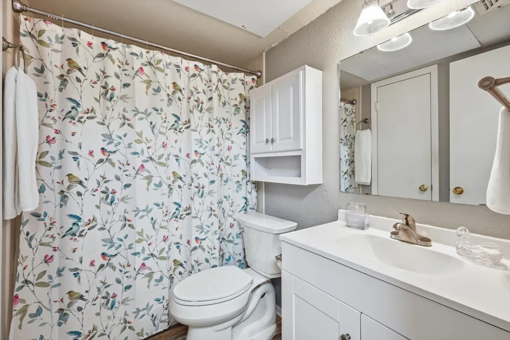 81 Runaway Bay Drive #220 Runaway Bay, TX 76426