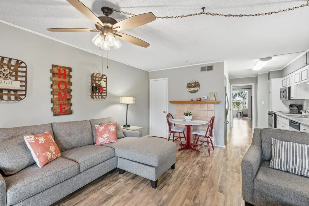 81 Runaway Bay Drive #220 Runaway Bay, TX 76426