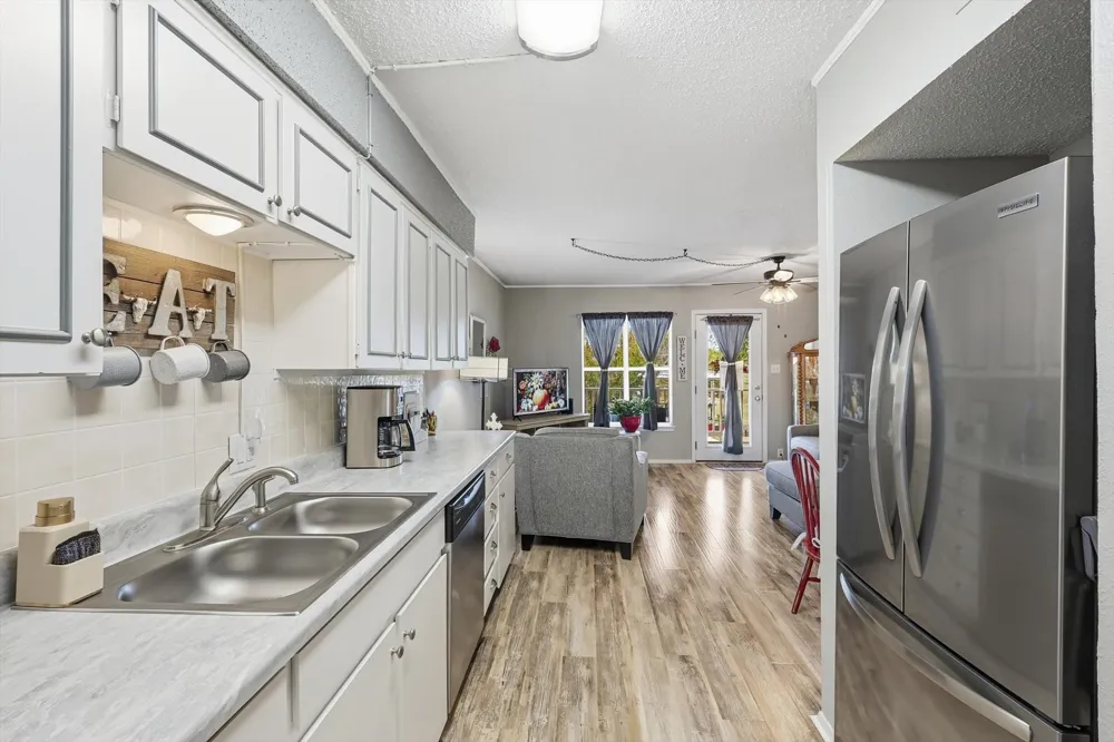 81 Runaway Bay Drive #220 Runaway Bay, TX 76426