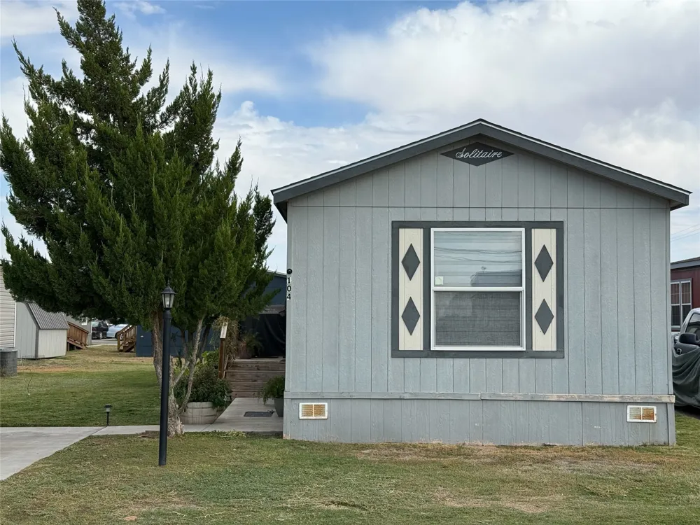 1320 Fairgrounds Road #104