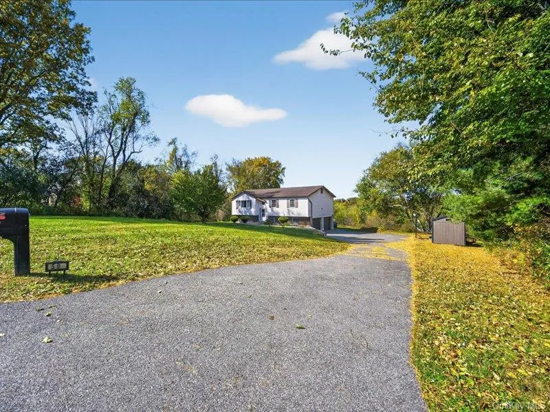 50 Cunningham Lane Poughquag, NY 12570