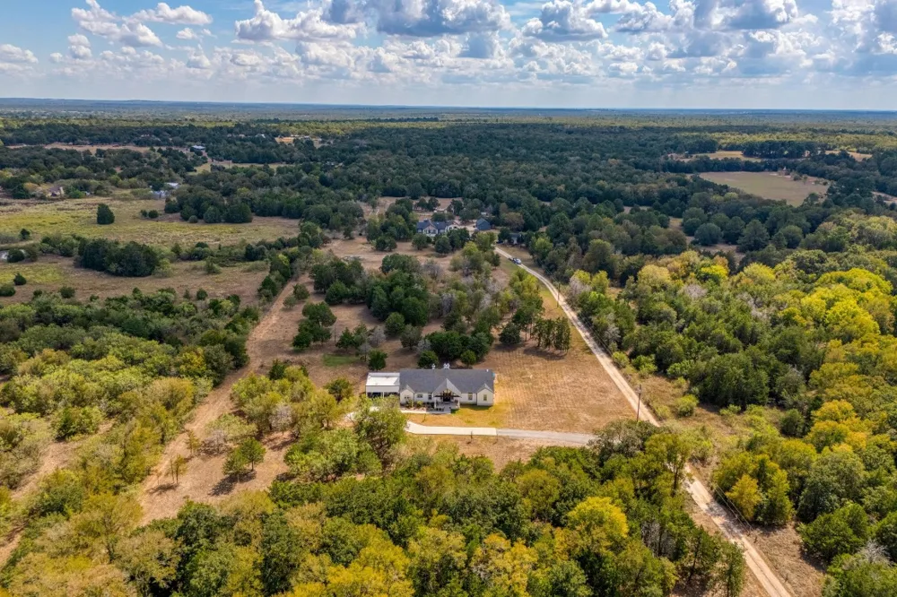 1901 E State Highway 21 #B Paige, TX 78659
