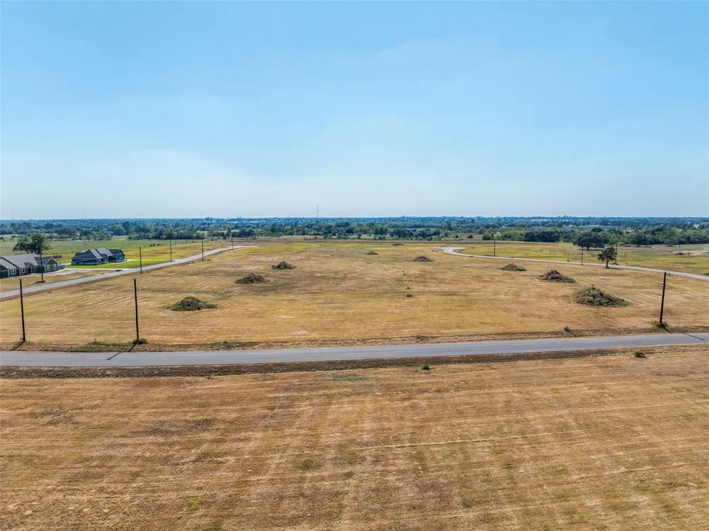102 Oak Hollow Court - Lot 64 Cat Spring, TX 78933