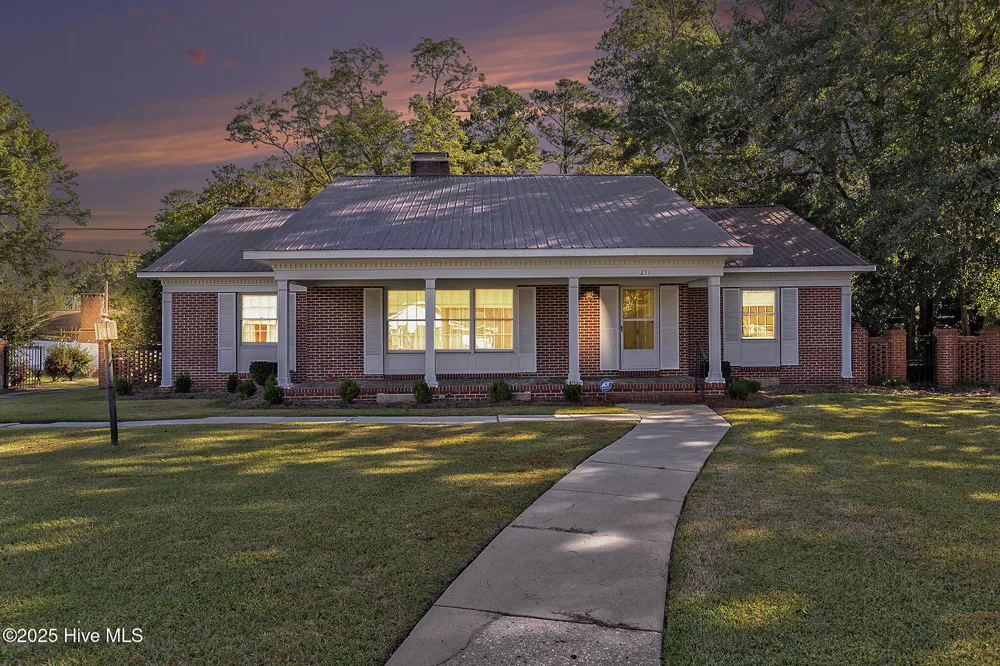211 Pireway Road Tabor City, NC 28463