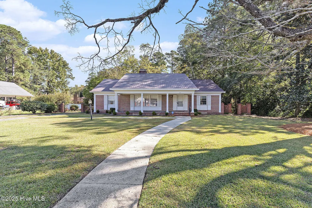 211 Pireway Road Tabor City, NC 28463