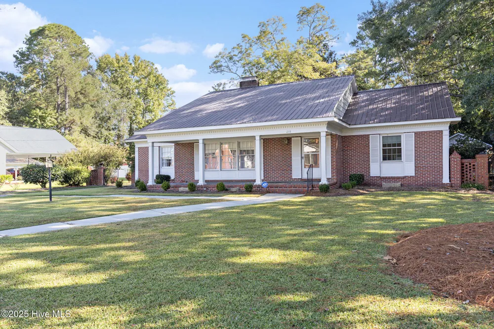 211 Pireway Road Tabor City, NC 28463