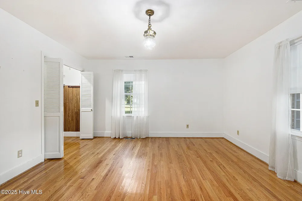 211 Pireway Road Tabor City, NC 28463