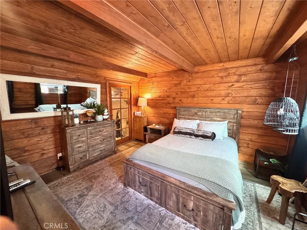 29166 Lyon Drive Cedar Glen, CA 92321