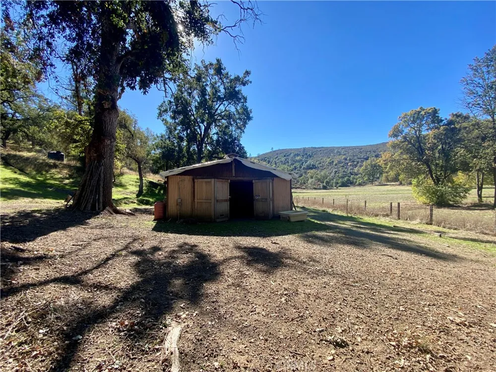 11255 Rancheria Rd Upper Lake, CA 95485
