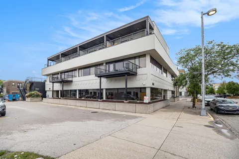 300 Washington Avenue #4