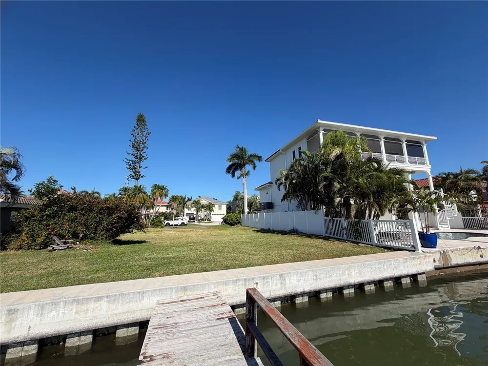 16325 REDINGTON DRIVE Redington Beach, FL 33708