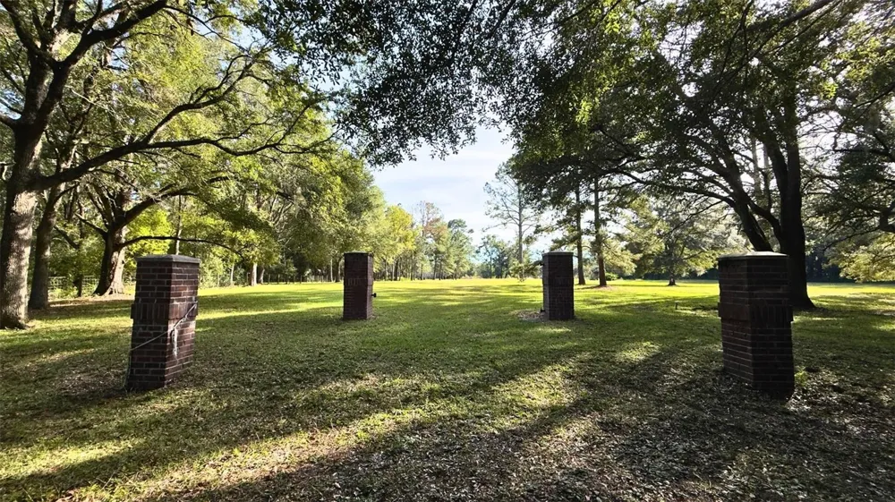 20815 NW 62ND AVENUE Newberry, FL 32669