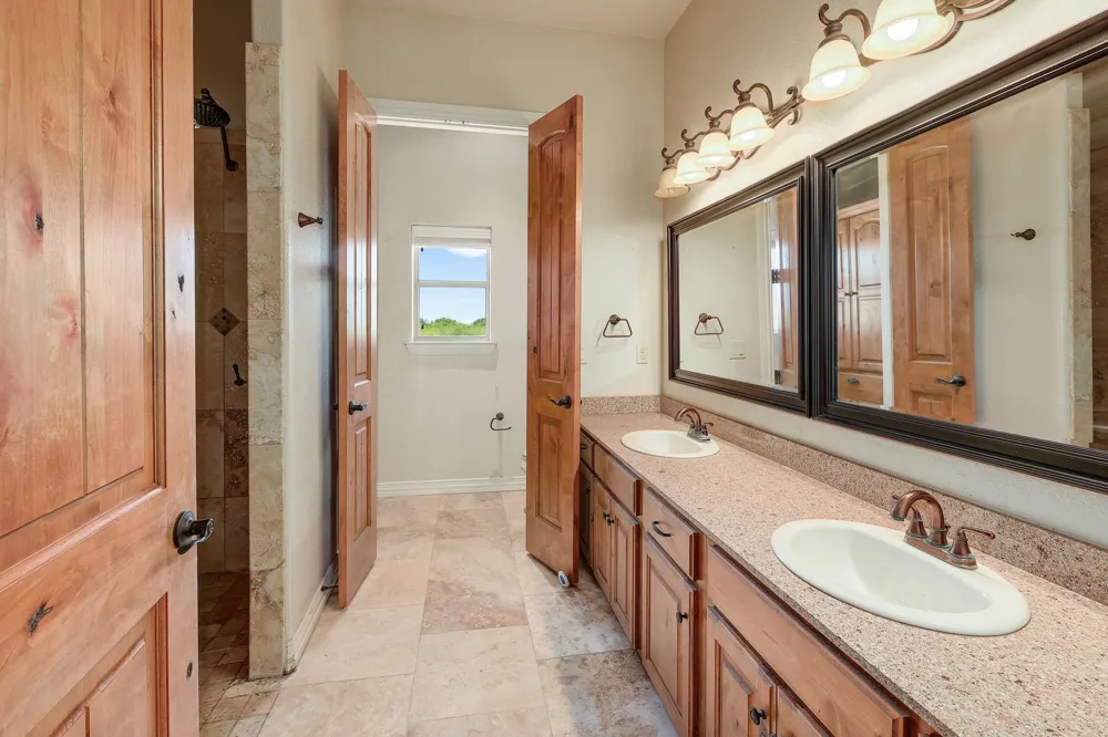 22300 FM  971 Granger, TX 76530