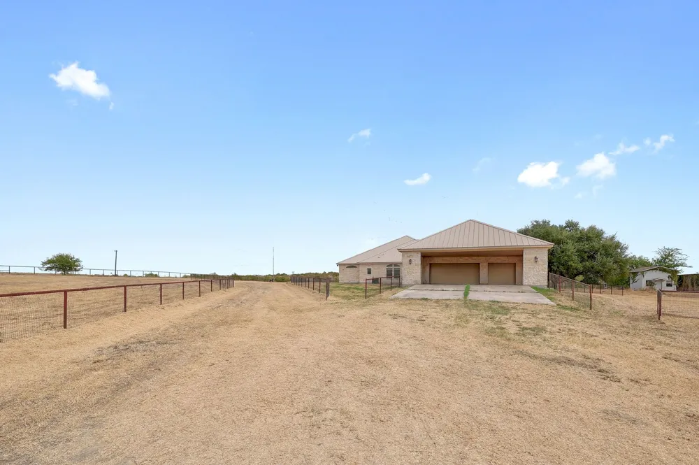 22300 FM  971 Granger, TX 76530
