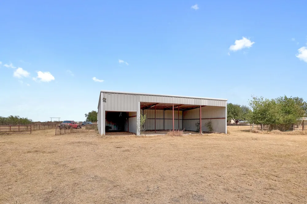 22300 FM  971 Granger, TX 76530