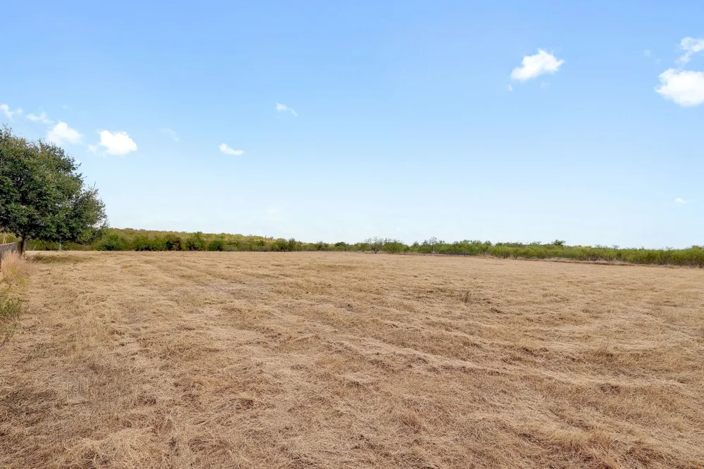 22300 FM  971 Granger, TX 76530