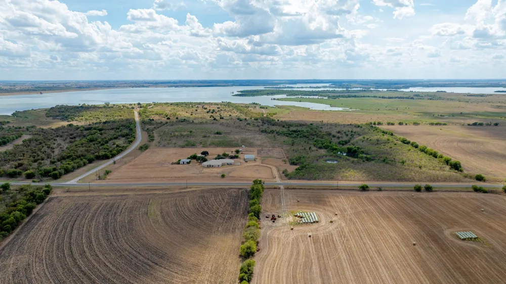 22300 FM  971 Granger, TX 76530