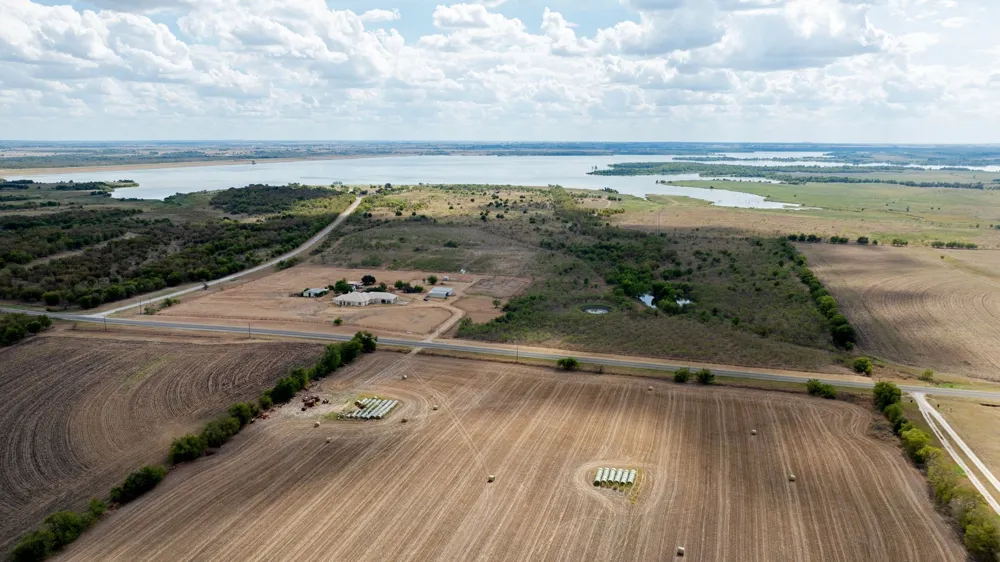 22300 FM  971 Granger, TX 76530