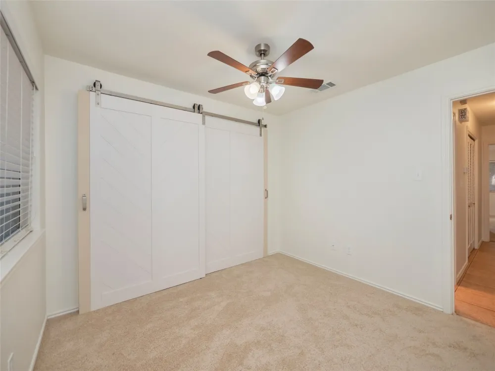 7211 Lakewood Drive #E118 Austin, TX 78750